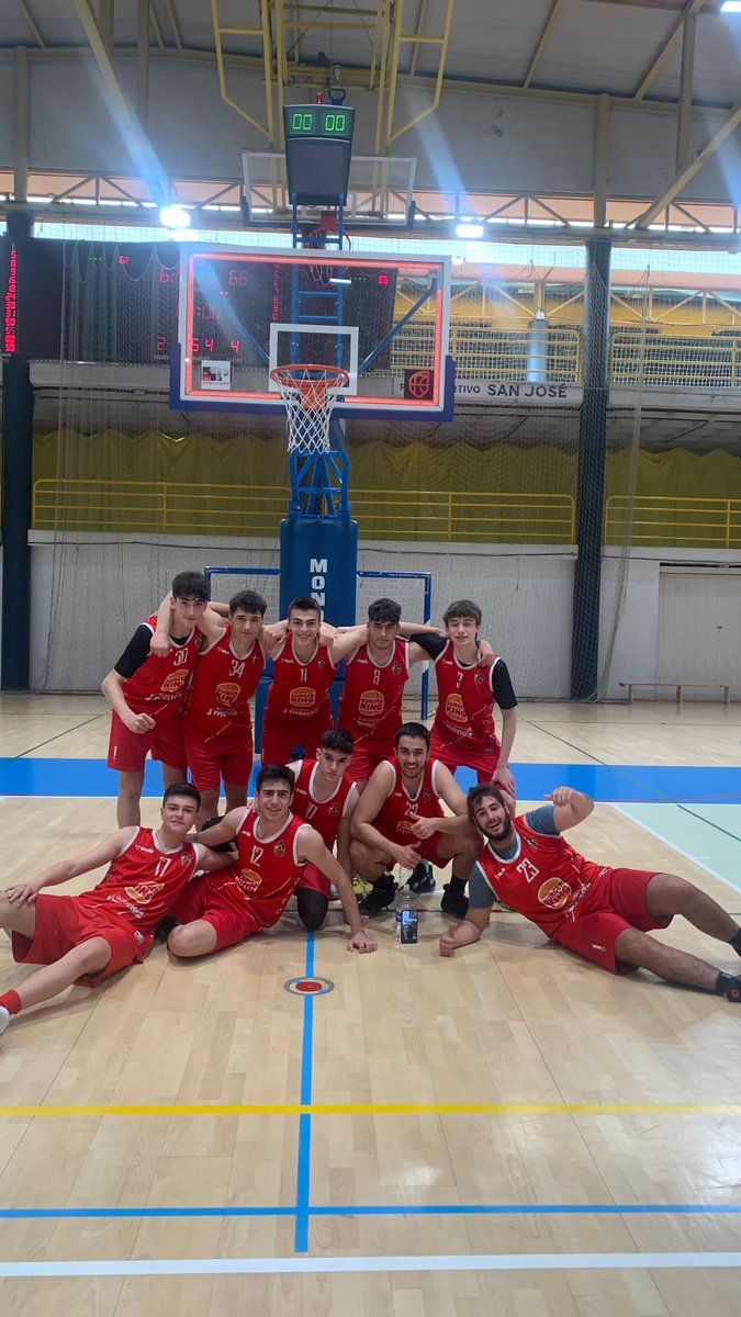 elventerocbv's tweet photo. Espectacular partido de nuestro equipo Junior que nos mete en la Fase Final que se disputará en Campo de Criptana los días 13, 14, 15 y 16 de Abril para dictaminar el campeón de Castilla La Mancha que disputará el campeonato de España. https://t.co/FdhOvum2uZ