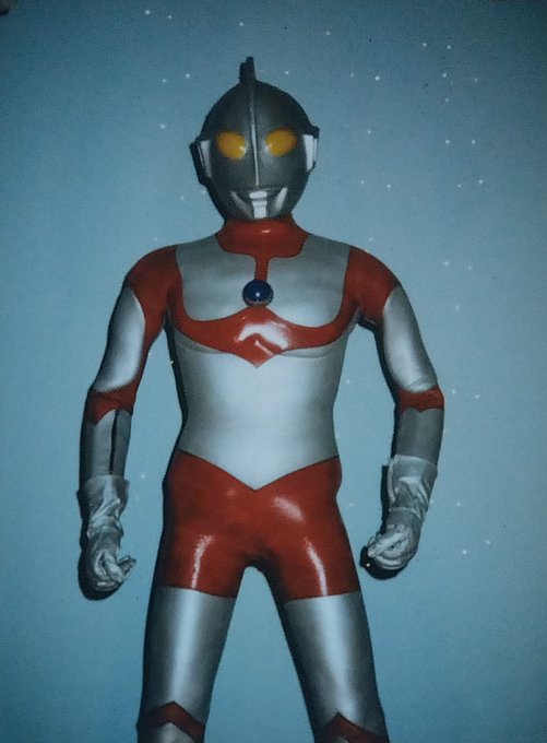 今では見ることができない塗り目のウルトラヒーローのスーツ。 #ウルフェス #ウルトラマン #ゾフィー 