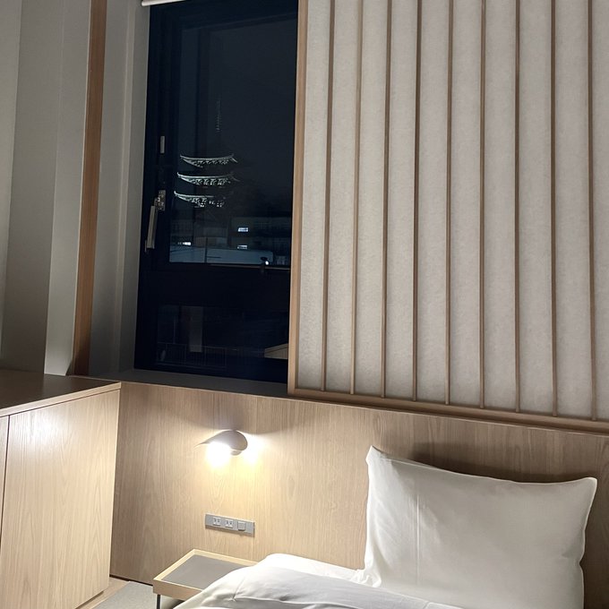 🌌🌙 https://t.co/WdFt2yNl1w