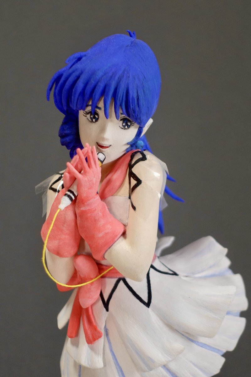 morrie2010's tweet photo. 第三回　劇場版マクロス　終盤の♪愛・おぼえていますか　イントロシーンと歌うミンメイ　作りました。今回は輝（の腕）も登場です！　ミンメイ　かなり時間がかかりましたが　やっと完成しました。　#マクロス、#ミンメイ https://t.co/ZFn2v3ovgC