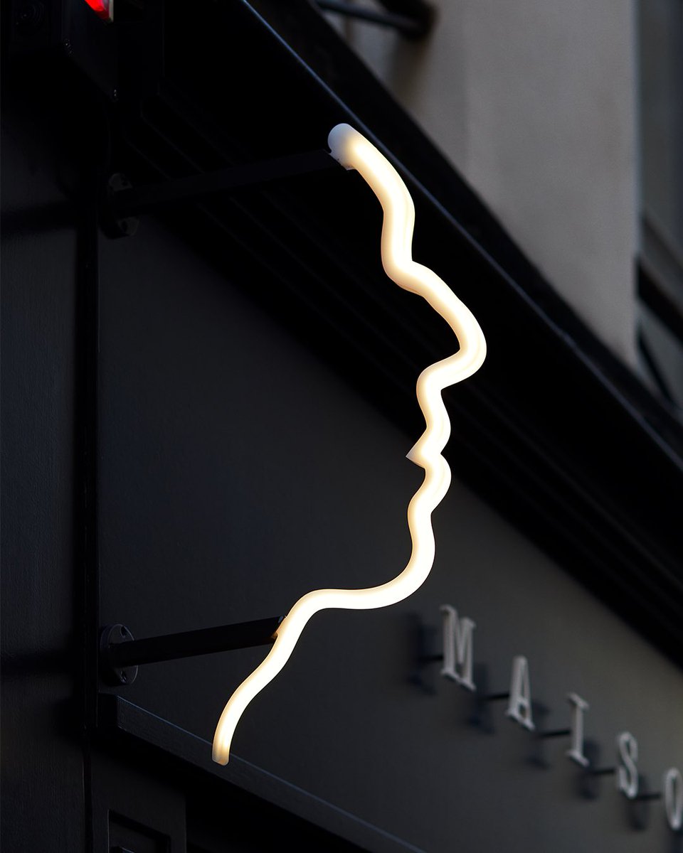 Maison Gainsbourg tweet media