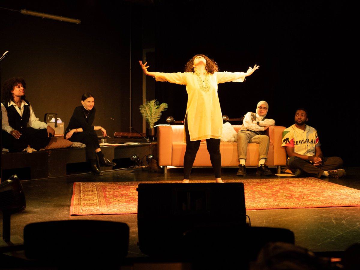 There is a sense of freedom that overcomes me when I am completely vulnerable on stage. It's a powerful feeling. 

Merci for capturing that moment <a href="/BenjaminWiacek/">Benjamin Wiacek</a> !

The photo was taken on Friday at our <a href="/SkinMutts/">Skin Mutts</a>  'Through Words' performance  at <a href="/ZinnemaBXL/">Zinnema</a>