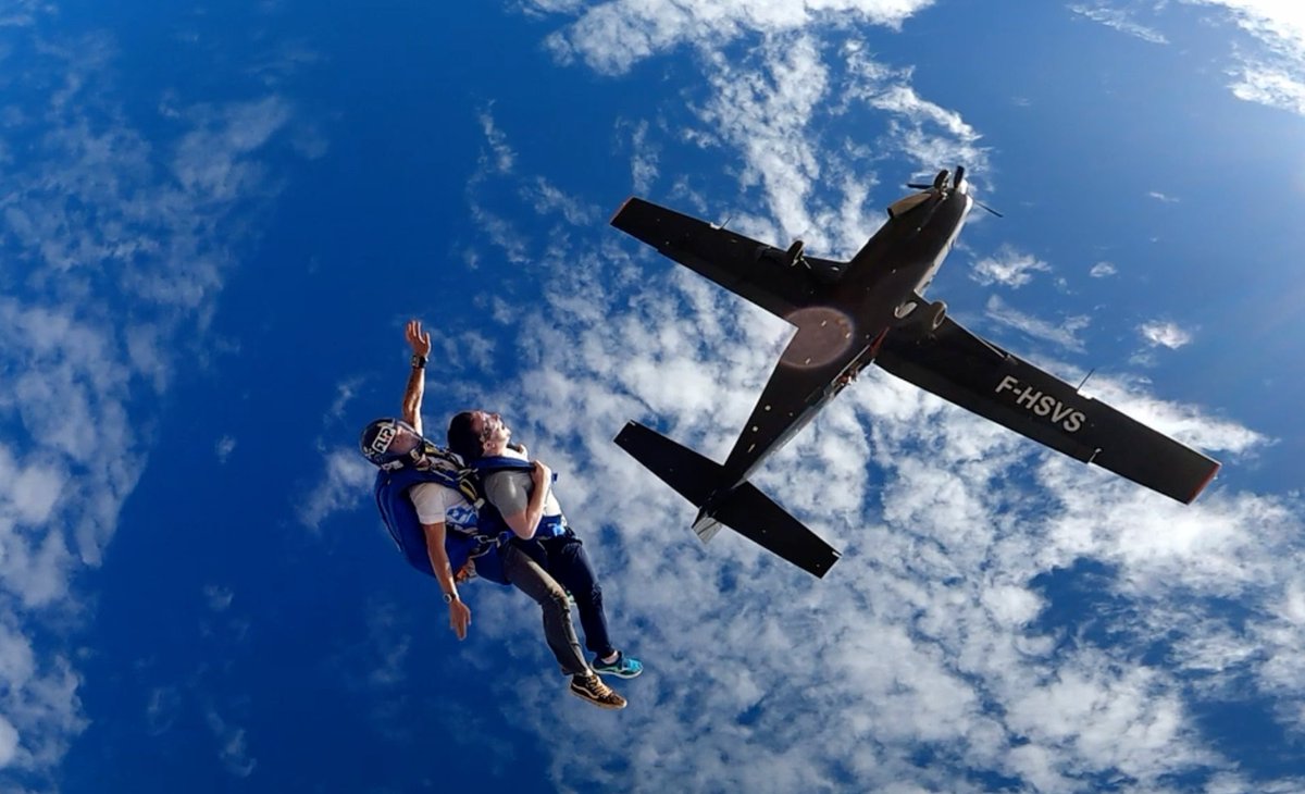 Adam Thiam Cox tweet media