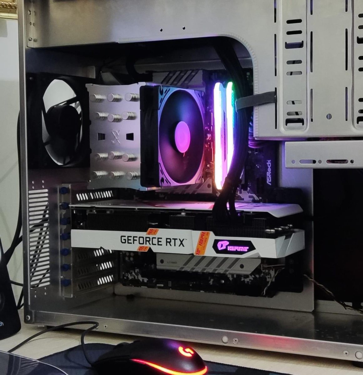 Mirip yutuber yg ngeprank jadi gembel padahal mah kaya