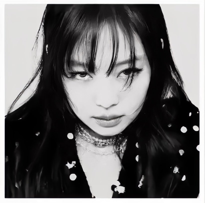 firejennie's tweet photo. 🖤 https://t.co/jyZQ1eMGza