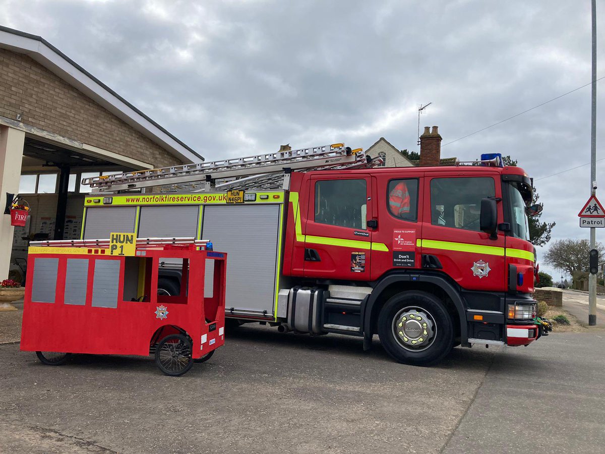 johnrosslinden's tweet photo. Come and meet our Hunstanton fire crew at the Hunstanton Soap box Derby today where they will be competing with their mini fire engine.   They will also be there to provide fire safety advice and looking for new recruits for our local stations and fire cadet unit. https://t.co/fiBFRYEJVu