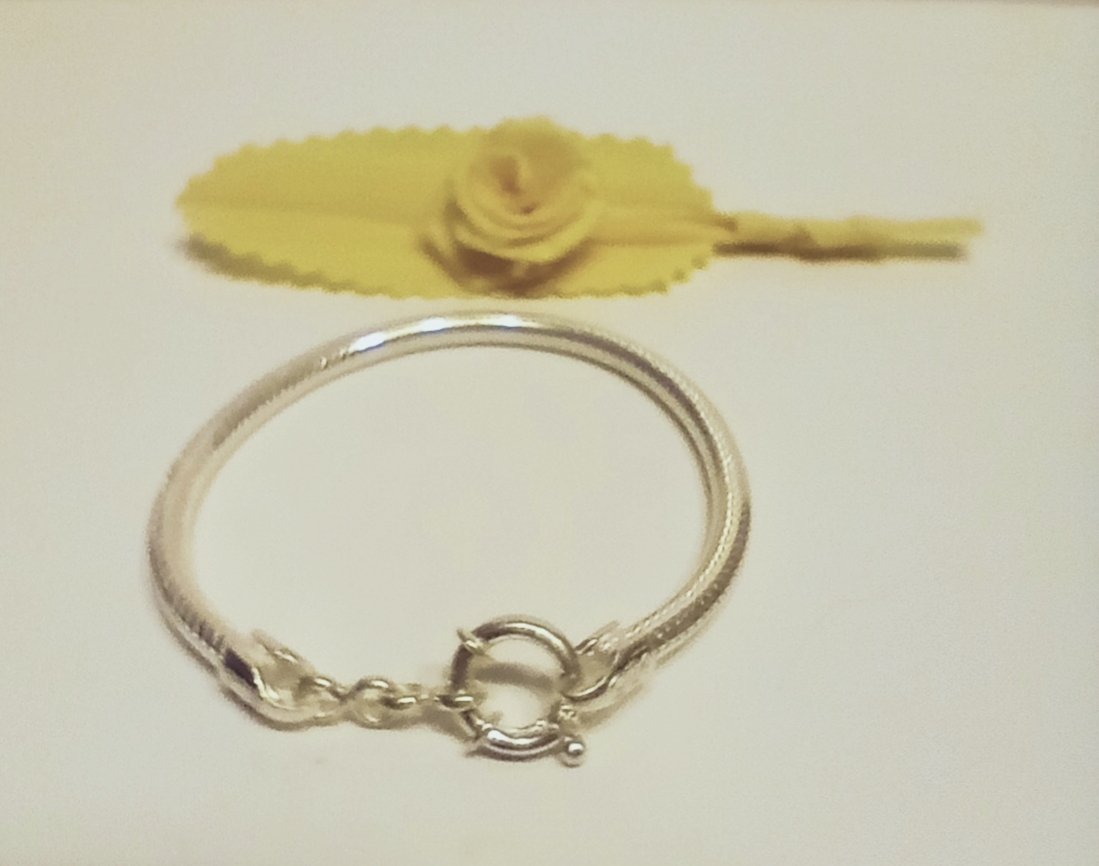AngelsCanut's tweet photo. Las pulseras y brazaletes, son joyas imprescindibles. Encuentra la tuya en https://t.co/UPyrl0MUpY
Te esperamos! https://t.co/F4sEaL5orm