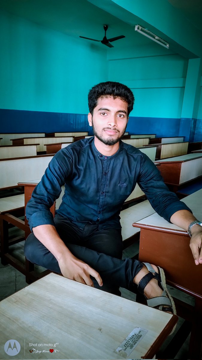Chotu_8392's tweet photo. __The person who keeps all the situations in life from the side is the person of love.... ❤✨🥀
#JOYHARIDHAWA
@Lightroom 
@Picsart 
@googlephotos 
@GoogleIndia 
@Google https://t.co/OtpRx80ZVf
