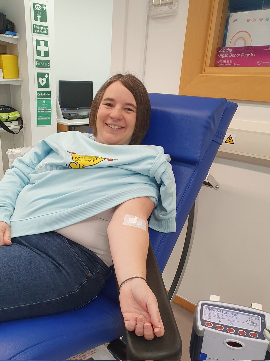 button03_4's tweet photo. Doing what I can to give even a little back, this one's for you 'Daddy Rich' Richard Locke, happy birthday up there 💙💙 #dosomethingamazinggiveblood #number49 💉💉 #GiveBloodSaveLife #KeepDonating #ThisIsAmazing @GiveBloodNHS https://t.co/jwcLXkSgBi