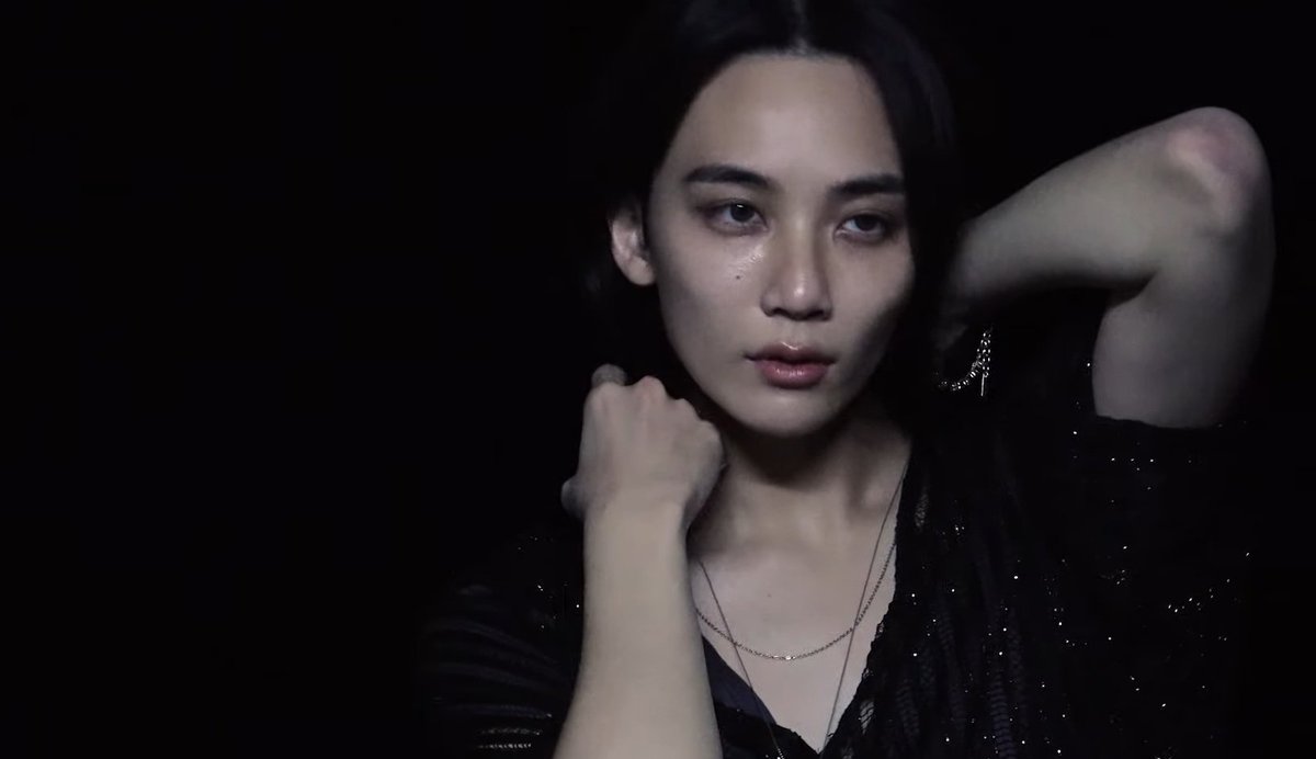 Jeonghan. tweet media