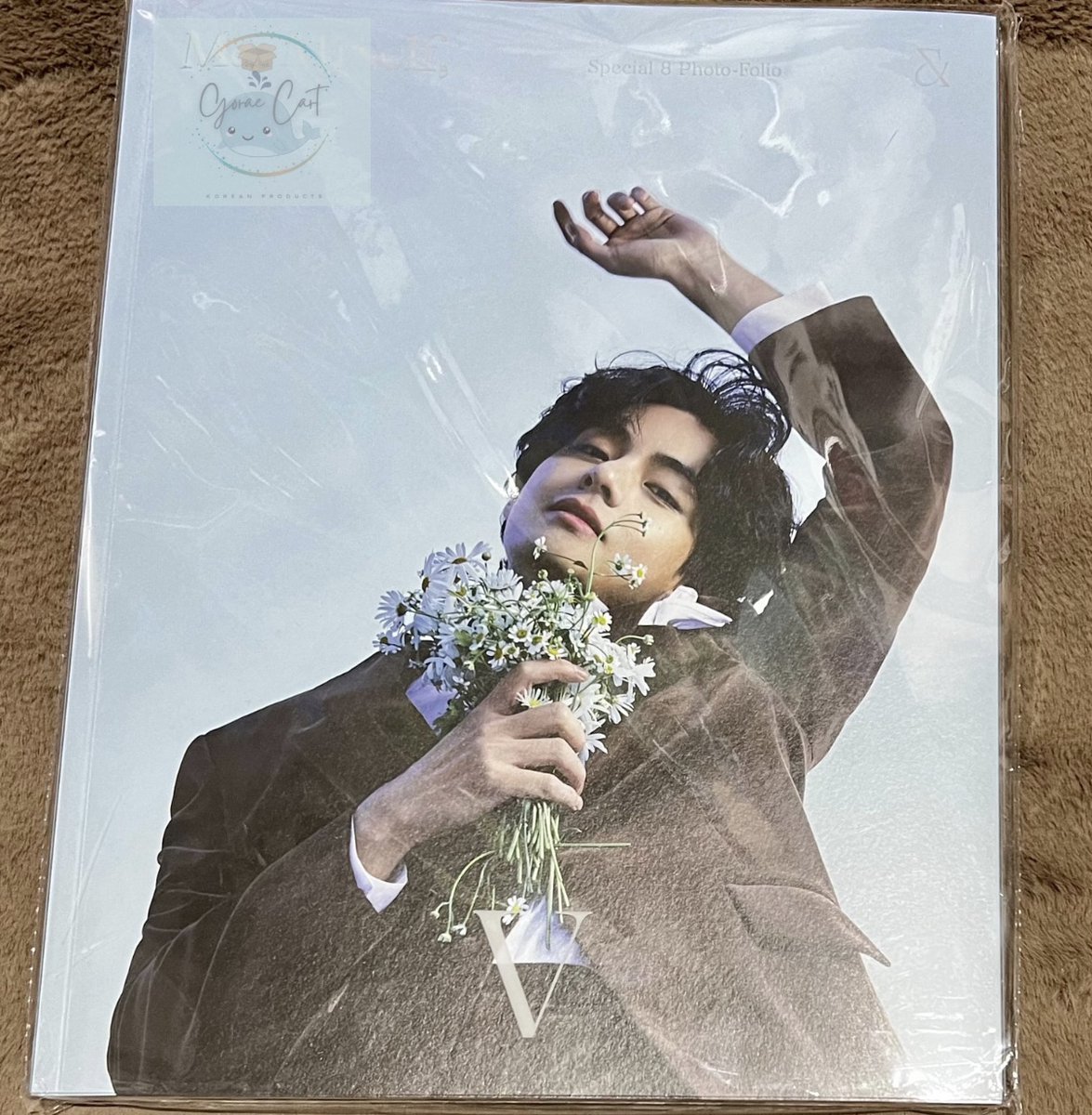 goraecart's tweet photo. WTS LFB PH | #GoraeCartOnHand
 
🐳 Sealed BTS Special 8 Photo-Folio Me, Myself, and V ‘Veautiful Days’  - ₱1900+lsf 
🐳 mop: gcash
🐳 mod: flash/ggx
🐳 DM or reply to claim

🏷 taehyung photofolio vfolio folio bts https://t.co/IMTV3xAeSf