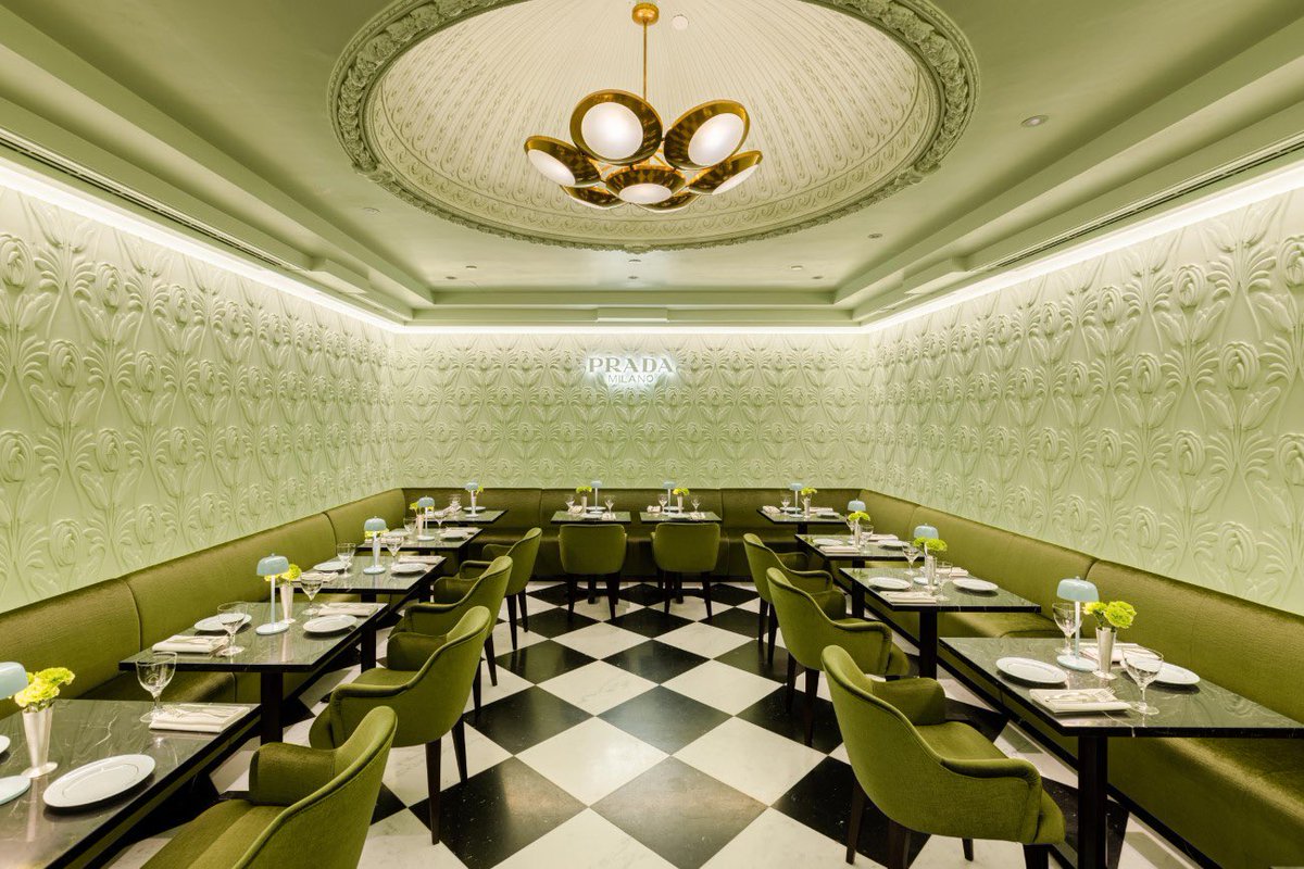 jacquemusx's tweet photo. Okay so who’s gonna take me to the new Prada Caffé at Harrods? https://t.co/Jw5TIRB5YS