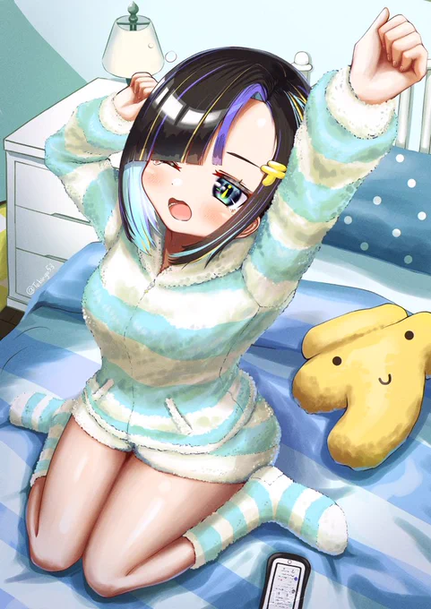名前:テン子性別:女性概要:太ももがむちむちなこと以外普通な女の子。基本的に無表情だが、美味しい物を食べている時と友達といる時はかわいい表情を見せる。#テン子art 