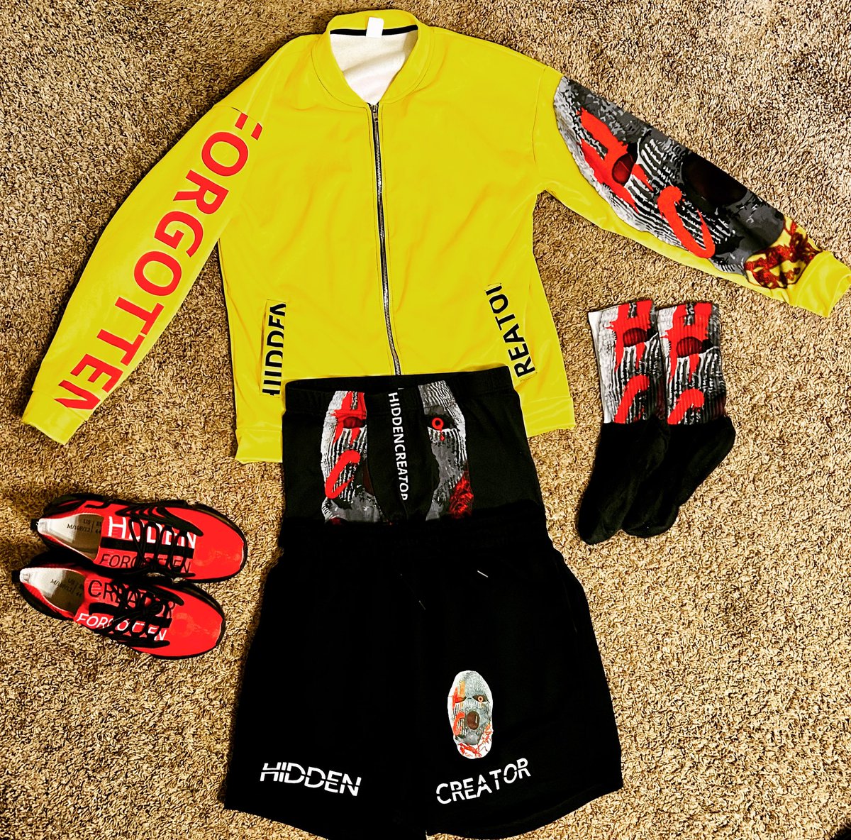 _Hiddencreator's tweet image. Like the first day of school. #LinkInBio #shopopen #black #streetwear #designer #culture