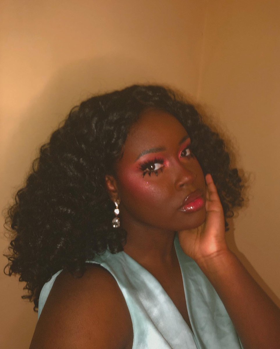 naomiw00's tweet photo. Inspo @Zendaya SAG awards by @raoulalejandre 
Spring makeup 🍑🧡

#springmakeup #zendaya #makeuptutorial #zendayamakeup #sagawards #softglam #raoulalejandre #orangeblush #peachmakeup #blackgirlmakeup #2023makeup #60smakeup #sephorasquad #sephorasquad2023 https://t.co/6mUWSrwVoj