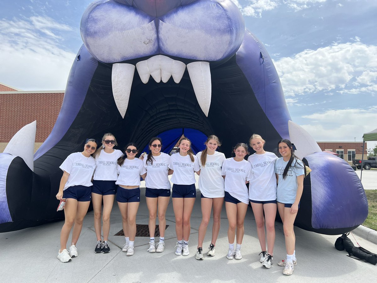 TMHSCheer2020's tweet photo. Successful Color Dash in the books! Thank you to all who participated and a HUGE thank you to all of our parents who made it happen! Until next year! 💙❤️💚💛🧡💜 #heartoftomball #colordash #tmhscheer https://t.co/BwHVqfO5au