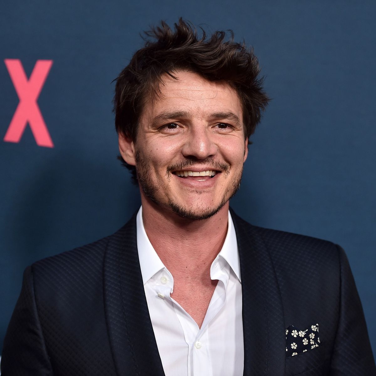 Good morning to everyone, and happy 48th birthday Pedro Pascal 