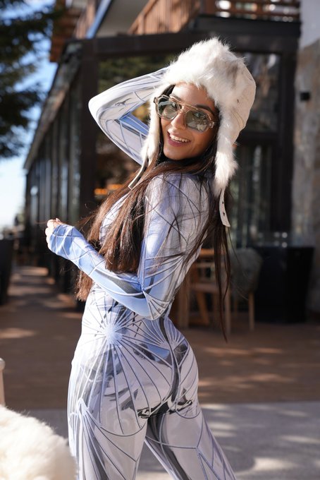 Weekend at @SunAndSnowFest 😍❄️ https://t.co/rzx7rQIQjM<a class="tags" target="_blank" title="On Twitter" href="/?out=eyJ0eXAiOiJKV1QiLCJhbGciOiJIUzUxMiJ9.eyJpYXQiOjE3MjA3ODYyODksImlzcyI6InR3cG9ybnN0YXJzLmNvbSIsIm5iZiI6MTcyMDc4NjI4OSwiZXhwIjoxNzUyMzIyMjg5LCJyZWRpcmVjdF91cmwiOiJodHRwczovL3R3aXR0ZXIuY29tL1N1bkFuZFNub3dGZXN0In0.UPf_cq8WVdGvAf-ACdSlGpSSdZ4_12jmDeaxghQh23tq2ISCD6aVZglo6_WoNIGXPkI0z_rDFABllGZtnqbBfg">@SunAndSnowFest</a><a href="/tag/barcelona"class="tags"><span>#barcelona</span></a>
