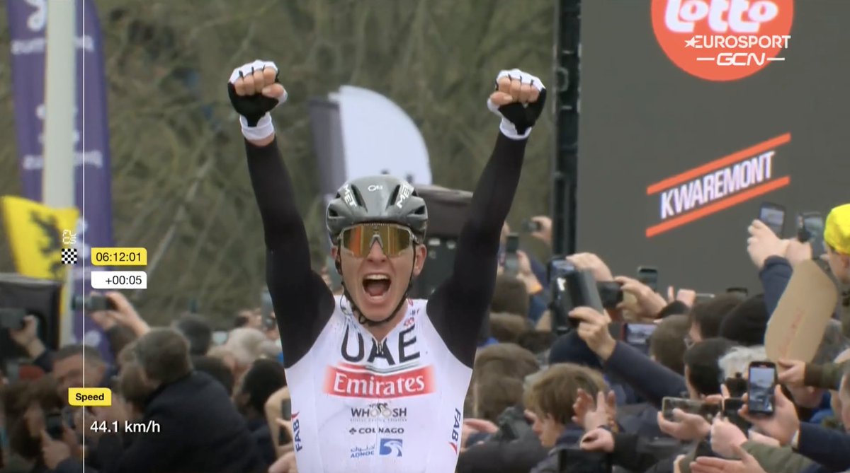 He's done it! Congrats to the best rider on the planet! 💪

3/5 monuments for Tadej and that makes him the only one to do it younger than 25 besides Mercx.

4/5 monuments for 🇸🇮

Bring on Paris - Roubaix! 🔥🔥🔥

#RVV2023