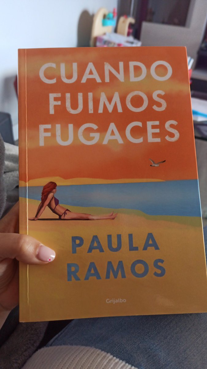 Pero que maravilla es estaaaaa. Lo he empezado esta mañana y me he leído la mitad!! No puedo parar de leer! La historia, la química, Hugo... 🔥🔥🔥 <a href="/PaisMaravillas1/">Paula Ramos</a>  mis dices. Madre miaaaaaaa