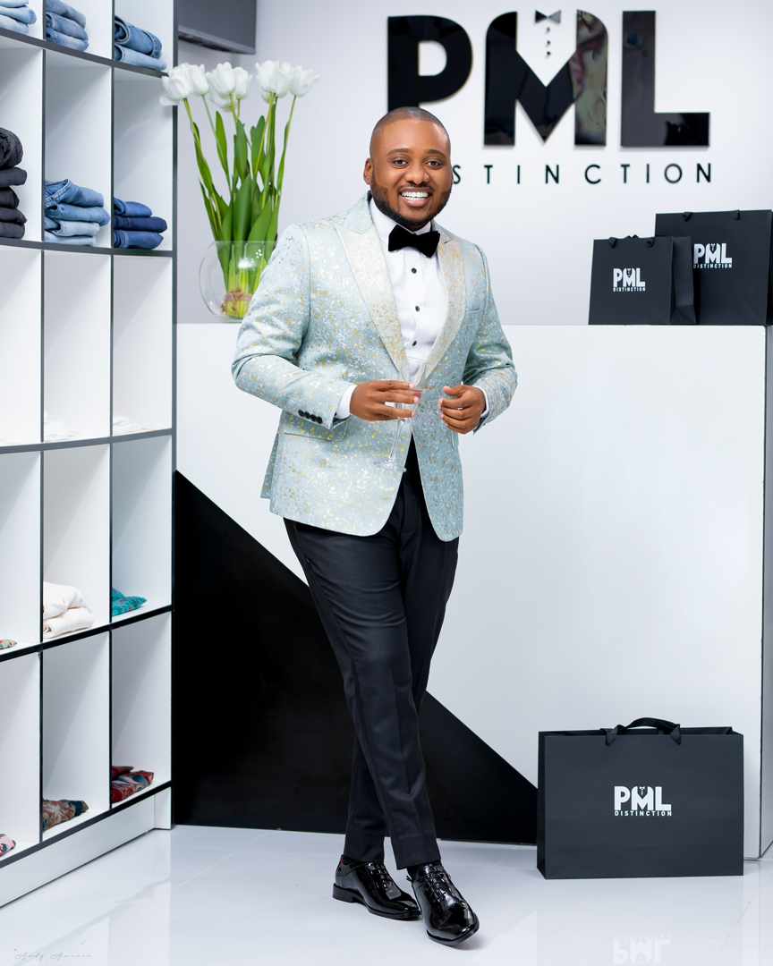 StoryIzibika's tweet photo. Renowned Designer @peter_mylife  also known as Peter ma Jacket officially opens his store called PML DISTINCTION located at Arcades Shopping Mall in Lusaka. Pass through to check out ifyakufwala ifyapopoka🔥for your next events. 

#StoryIzibika #local #enterntainment #africa https://t.co/aiixKWCIQM