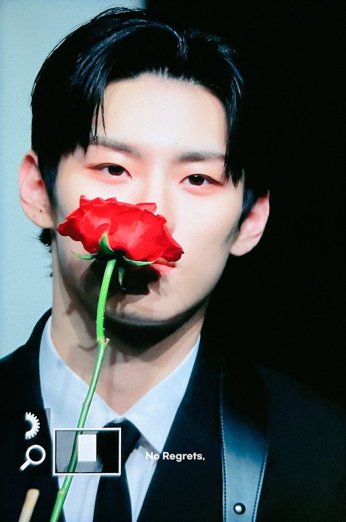 NoRegrets0830's tweet photo. 230402 🌹❤️
#TNX #우경준 #경준 #KyungJun https://t.co/VYqY79Nsa2