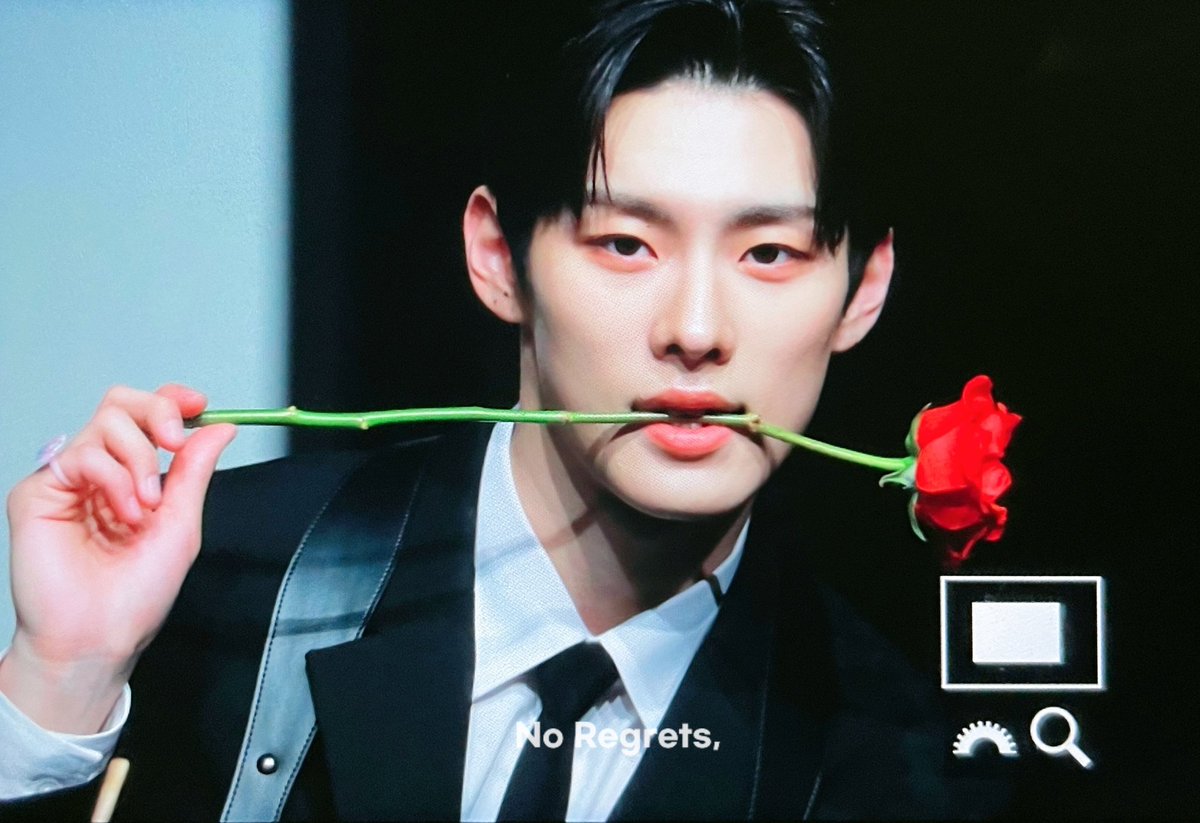 NoRegrets0830's tweet photo. 230402 🌹❤️
#TNX #우경준 #경준 #KyungJun https://t.co/VYqY79Nsa2