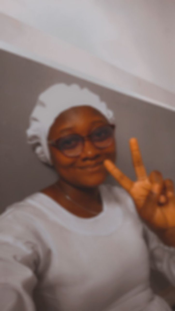 Happy Palm 🌴 Sunday gbogbo ọmọ ijo mimo. Remain blessed 🙏

ELINA 
 
#PalmSunday2023