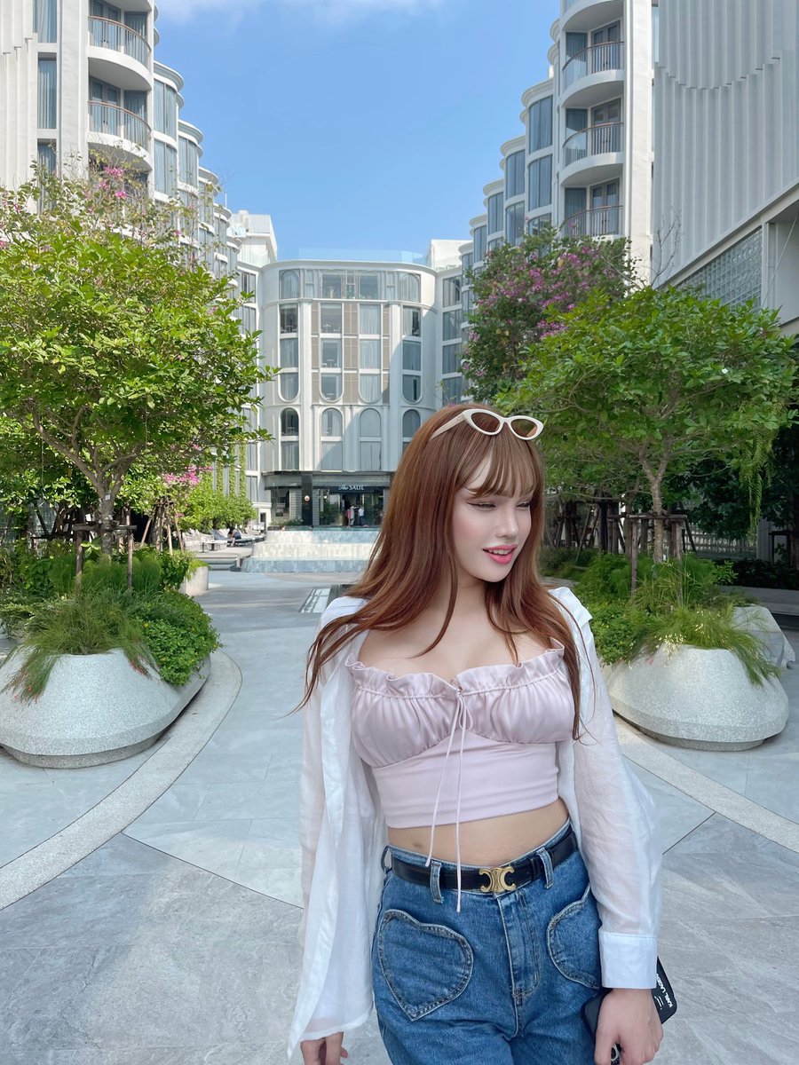 #bkk #BANGKOK #Thai #Thailand #Thailadyboy #korean #transgender #meet #만나다 #비밀 #쉬멜 #레이디보이 #CD #queer #퀴어코리아