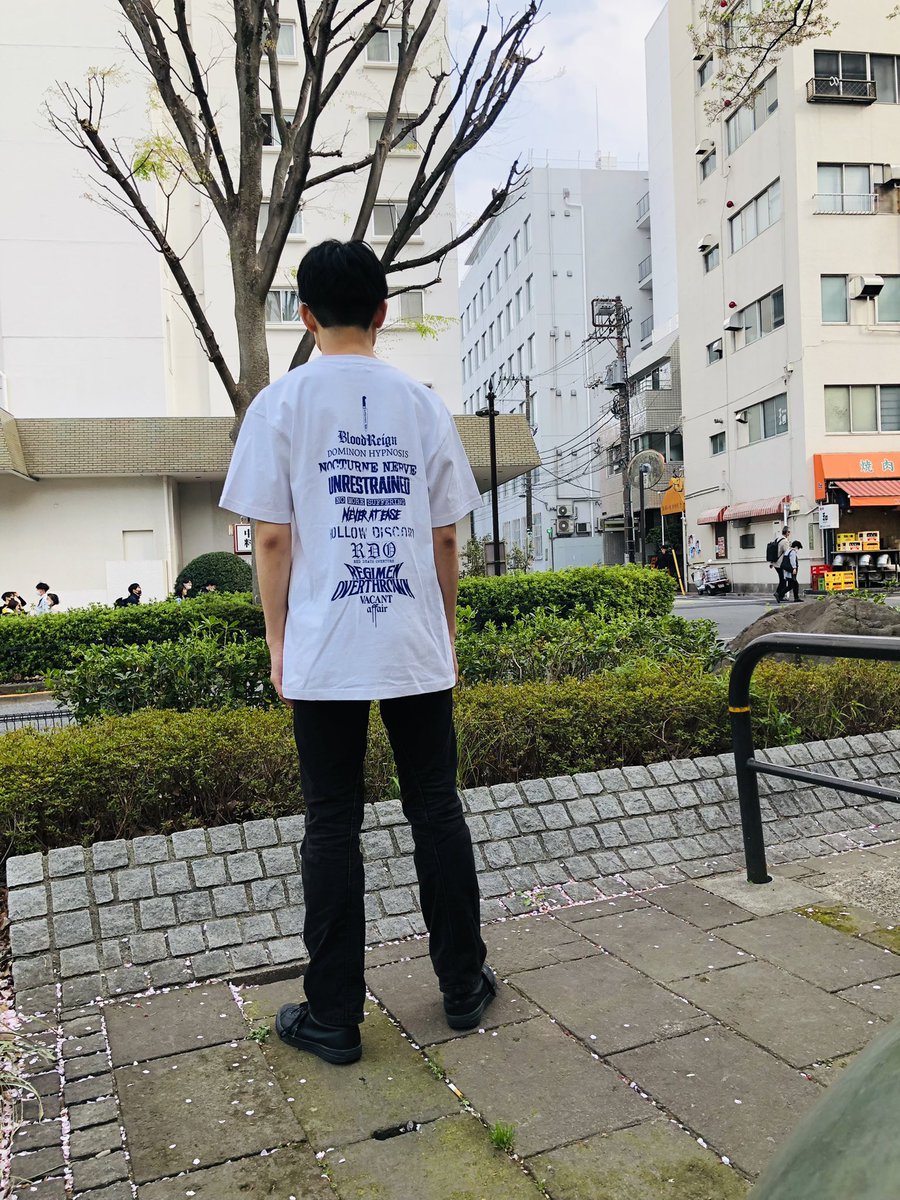 haaaaaaaa0429's tweet photo. kidill感を消さないで自分のコーデに落とし込みたかった

#古着　#古着男子　#ドメスティックブランド　#ドメブラ　#kidill #デニムコーデ　#tシャツ　#23ss #柄シャツ　#服好きな人と繋がりたい　#オシャレさんと繋がりたい　#雰囲気好きな人いいね https://t.co/NiLkDnr0K6