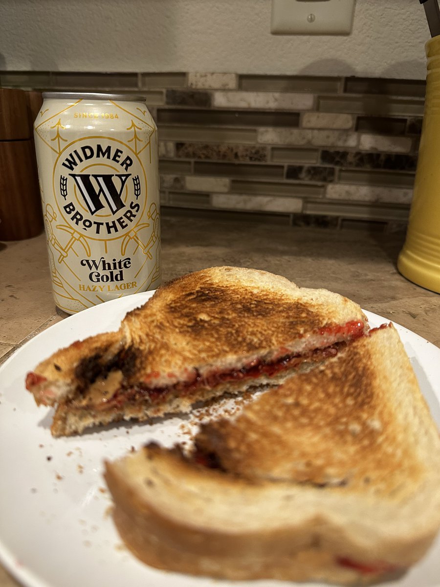 Get nostalgic with us - it’s #NationalPeanutButter&amp;JellyDay 🥜🍓🍞

For a grown-up version of this throwback, swap the milk for a White Gold ✨