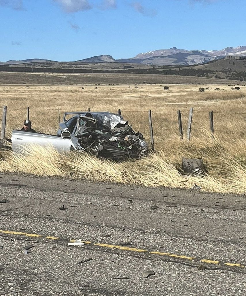 🔴 AHORA/Accidente vehicular en ruta que une #Coyhaique y #Balmaceda. Equipos de emergencia se desplazan al lugar. Noticia en desarrollo…