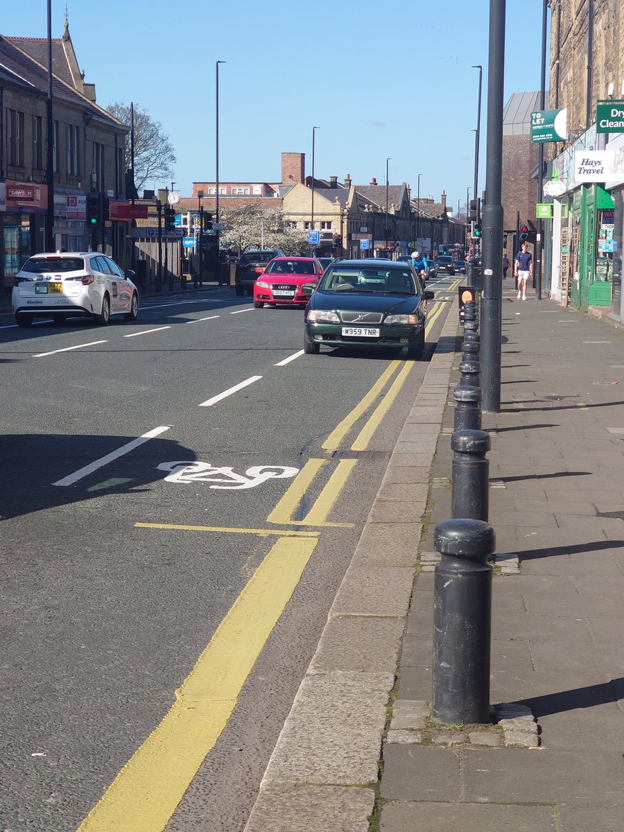 tomwoodwark's tweet photo. Hi @NewcastleCC ! Is this what we are going to see more of on #gosforthhighstreet? https://t.co/BoIlOystpN