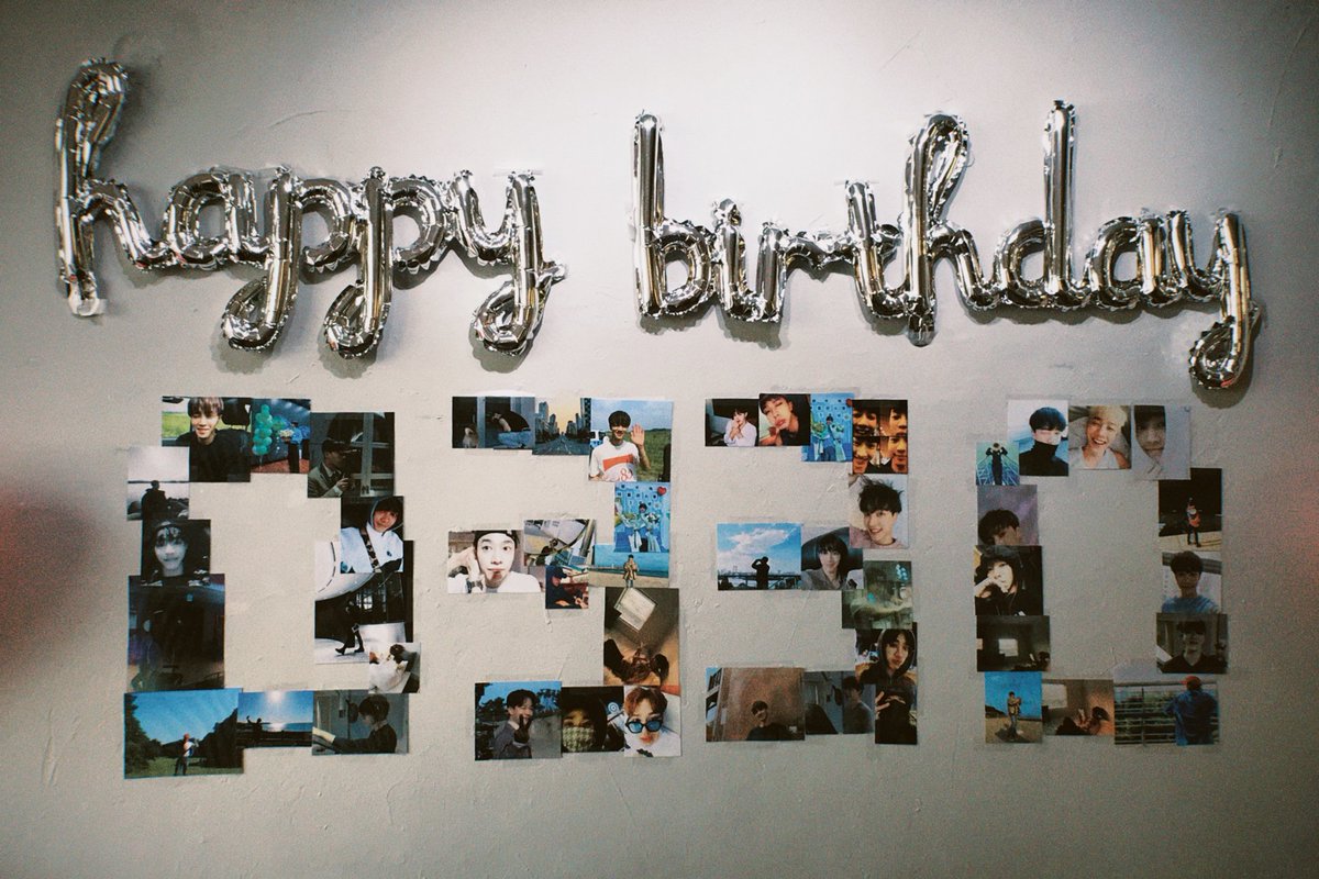 Super2545's tweet photo. 예쁜 생일카페 열어주셔서 감사해요💚
저의 감성과 맞는 카페였어요!!
그래서 그 느낌에 맞게 찍어보았습니다!
따뜻한 느낌의 생카였어요!!!!
특전들도 잘 받았답니다!!!!

#햇살을_머금은_기광이의_계절
#Will_You_Be_Our_Spring https://t.co/8m72Op3yHL