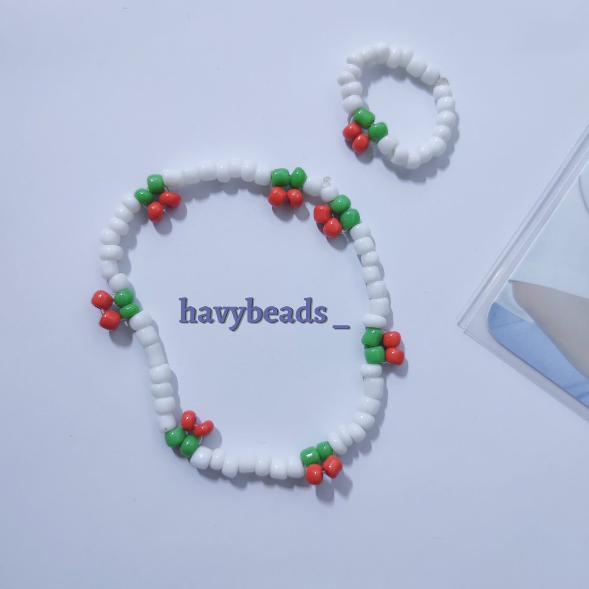 BEADS BRACELET/RING || GELANG MANIK 

🍄Bracelet
🍄Ring
🍄Necklace
🍄Phone strap 

avail on shopee & Instagram : havybeads_ 

t. beadsbracelet gelangmanik gelangbatu gelangkpop
