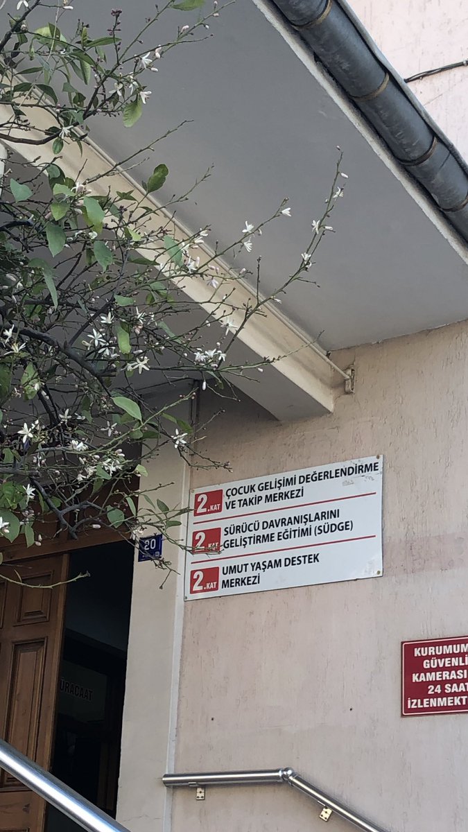 Son 1 ders kaldı ehliyetimi elbet geri alıcam ama şöförler için mücadelemi 
Bırakmıcam milyonların geçim kaynağı olan ve bunu vermeyen <a href="/RTErdogan/">Recep Tayyip Erdoğan</a> 
EhliyetVarsa OyVar yoksa oy yok size