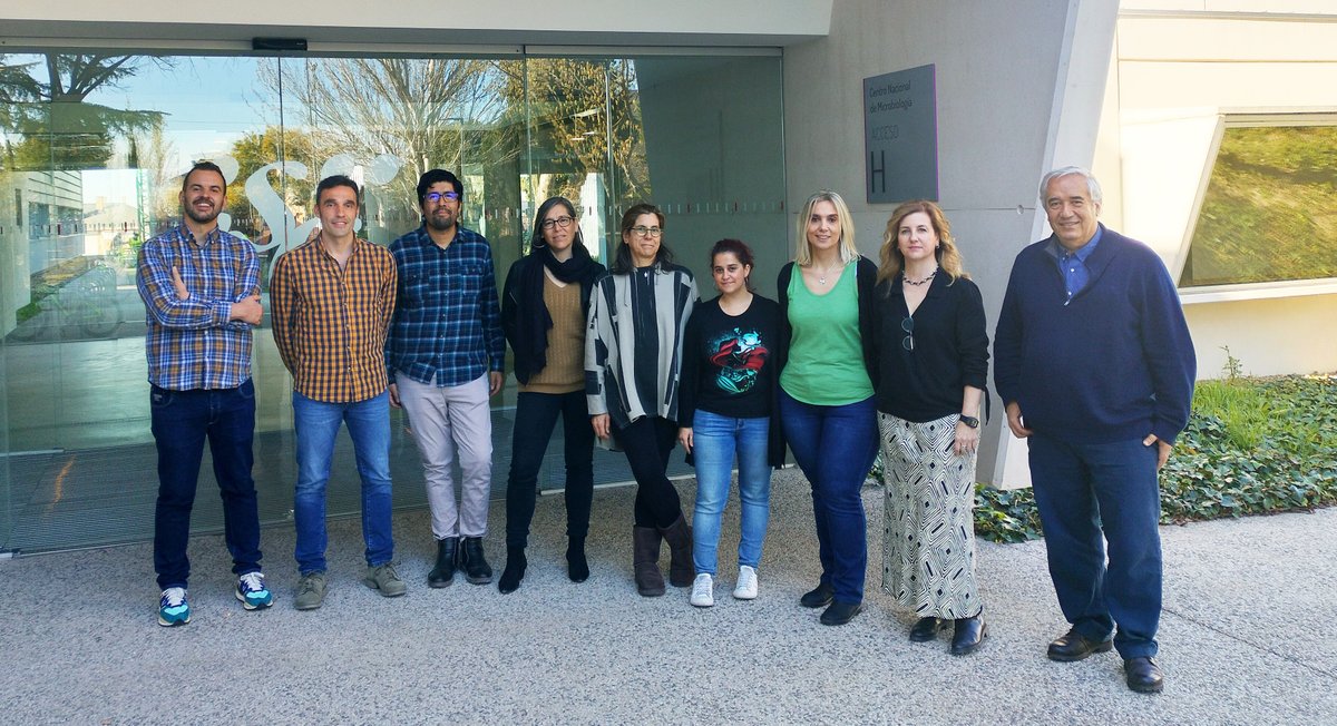 🧵 Como cada domingo, recordamos en un #hilo las principales #NoticiasISCIII de la semana:

📰 Una investigación del Centro Nacional de Microbiología #ISCIII confirma y concreta las consecuencias y beneficios de lograr una inmunidad híbrida en COVID-19 ➡️ bit.ly/40p053n
