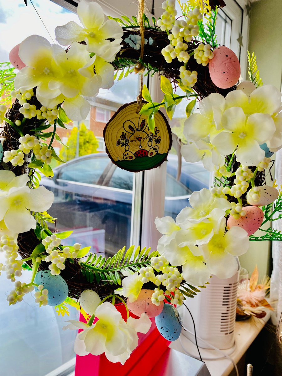 fabbfaye86's tweet photo. Happy 🐣 cute gifts, 💝handbags , earrings ,scrunchies and scarfs back in stock 
@fayenique  - ETSY SHOP https://t.co/8BINasbCZn
10 % off 👩‍💻 EASTER10 on everything 💜🐰 
#shop #fashion #gifts #easter #eastersunday #etsy #fashionstyle #fashiongram #style #love  #discount #code https://t.co/bjkPUXsz3j