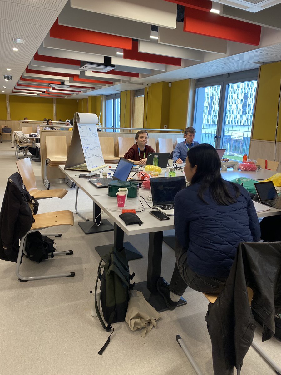 Genopole's tweet photo. Jour 2 - Du #hackathond4gen ! 🚀
Dernières heures pour les équipes avant de présenter au jury leur projet à 14h30 ! ⏳
#hackathon https://t.co/aGOAfVwQ1i