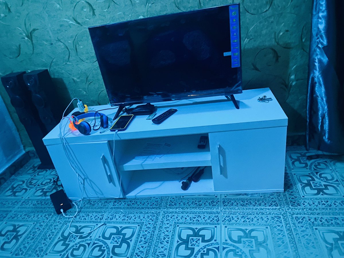 OAO_SUPREME's tweet photo. @officialABAT @anthonyjoshua Congratulations to him…

1st slide(3,2,1,1 &amp; center table): 700k 
2nd: 380k
3rd: 50k
4th: 480k

Location: Abuja 
Delivery: to your doorsteps 
For more info Dm/call: 08125472912 https://t.co/wBBoPjkGqG