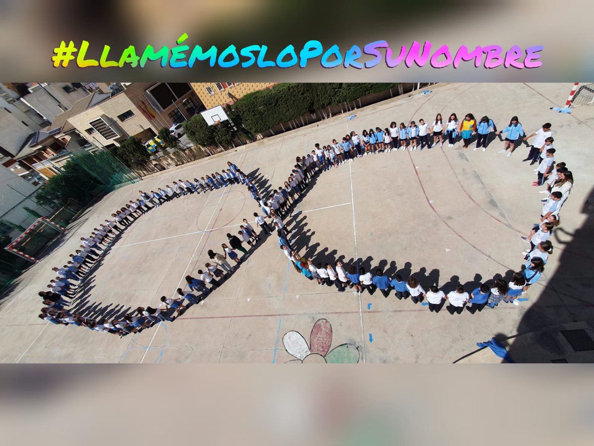 milagrosablanca's tweet photo. El día 2 de Abril celebramos el Día Mundial de la concienciación sobre el Autismo. ♾️❤
#AyudameAHacermeVisible #LlamemosloPorSuNombre #EducacionVicenciana #Colegioshhcc https://t.co/odl3OBFCdc