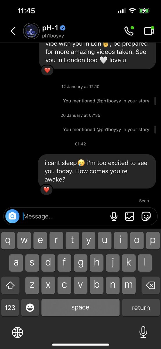 MomoFulkumari's tweet photo. harry always checks his dms 😤😤 https://t.co/LRdeqQMxUE