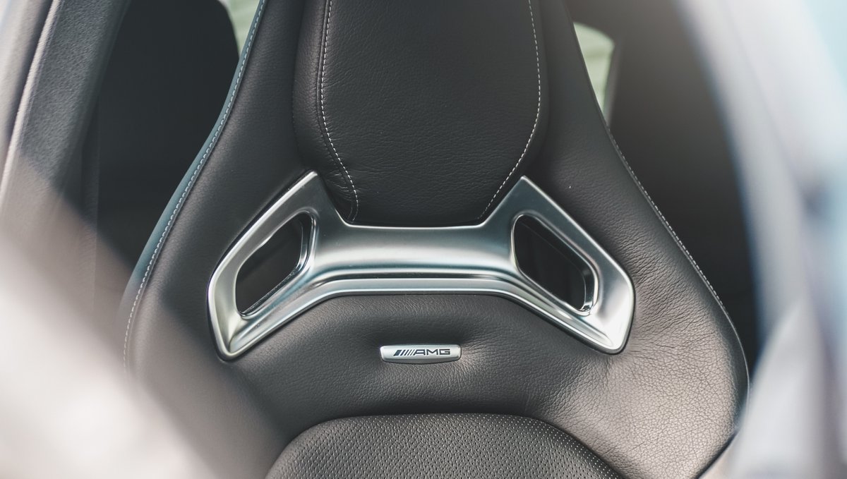 northernskycars's tweet photo. The most potent hot hatch on sale? With over four hundred horsepower at its disposal, the A45 S!
Featuring: Front End PPF, Panoramic Sunroof, Aero Kit, Burmester Sound & more!
£48,940 or message us for a finance quote. Full details: https://t.co/XM1Tix5a51
#A45SAMG #A45S #amg https://t.co/hPZY8fCPmc