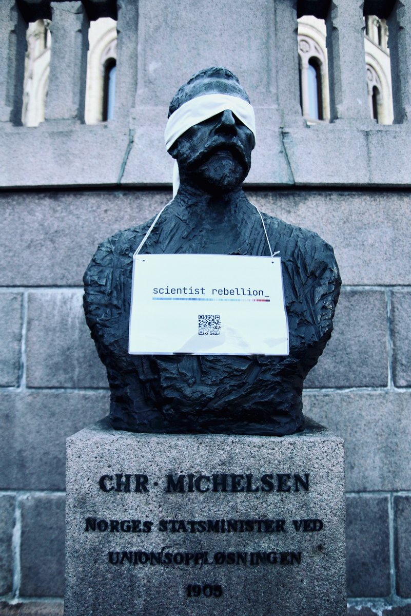 SRNorway's tweet photo. Despite the alarming content and tone of the synthesis report, our leaders continue to practice business as usual. It's time for leadership to #ListenToTheScience #LevelWithUs #ClimateAction #StatueSunday #IPCC #ScienceOutreach 2/2 https://t.co/1YD3m9Fi8h