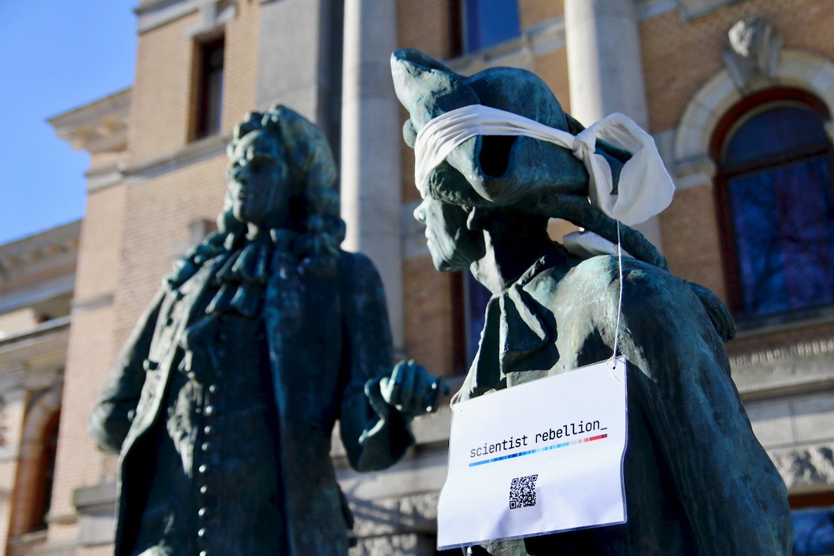 SRNorway's tweet photo. Despite the alarming content and tone of the synthesis report, our leaders continue to practice business as usual. It's time for leadership to #ListenToTheScience #LevelWithUs #ClimateAction #StatueSunday #IPCC #ScienceOutreach 2/2 https://t.co/1YD3m9Fi8h