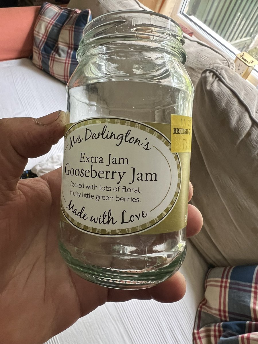 @mrsdarlingtons Thank you for all your hard work , need the jar back ? Next is the Rhubarb and Ginger jam.. Super tasty Jams .
