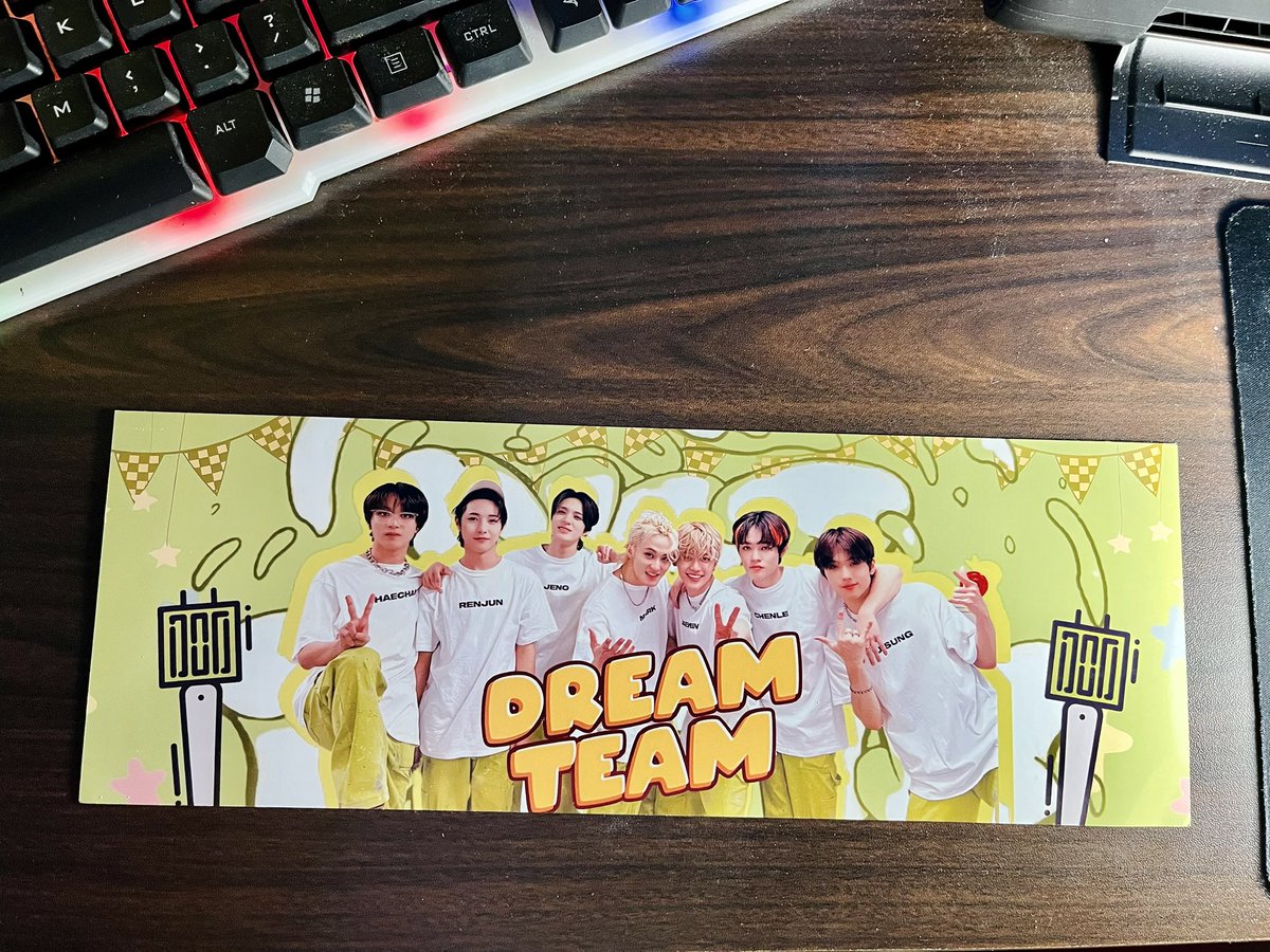 classycoest2023's tweet photo. HAND BANNER✔️ (for fan support/giveaway)

- ₱4.50 Front only(200gsm)🪄
- ₱5.50 Back to back(250gsm)🪄

Commision: Pa-Edit for Banners💌
- or you can use this layout that I've created🪄
- for only ₱150🪄#NCTDREAM_THEDREAMSHOW2 #HELLO_TOUR_IN_MANILA #printingservice
 #classyco https://t.co/BncPrHPrvy