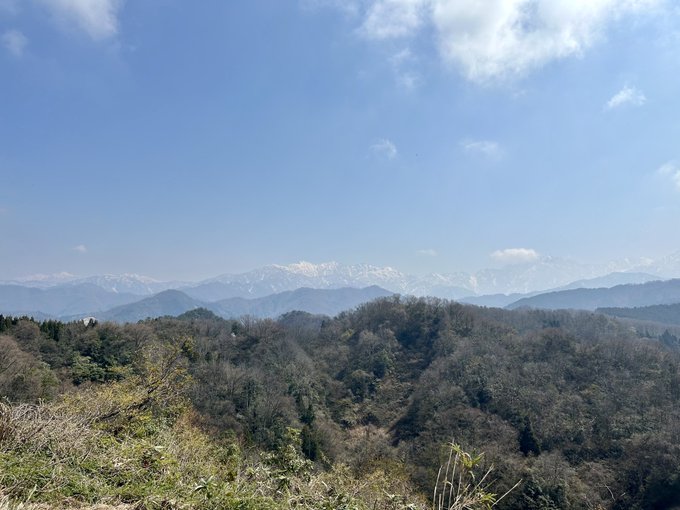 城ヶ平山と、花の家(おおかみこどもの雨と雪)行ってきた 