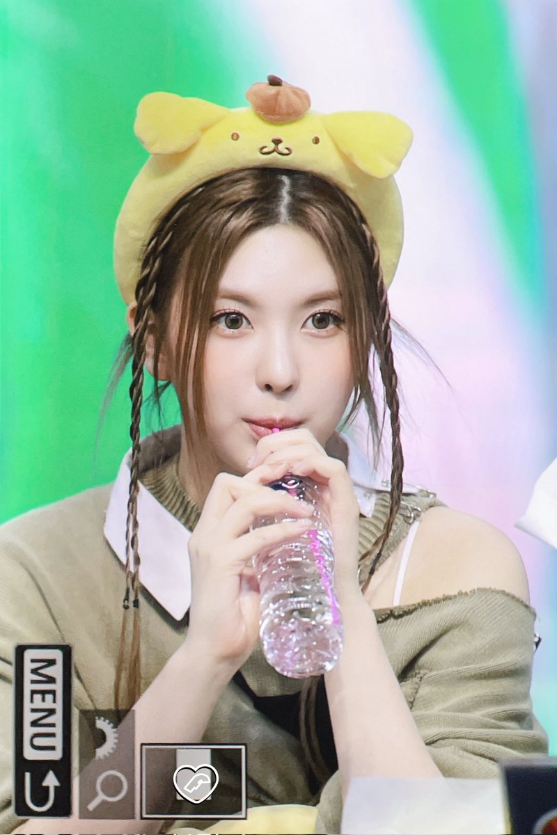 Bai_Fari's tweet photo. 230402
🐣?
#배이 
#BAE
#NMIXX #엔믹스
#expergo https://t.co/WLEkdnFBPF