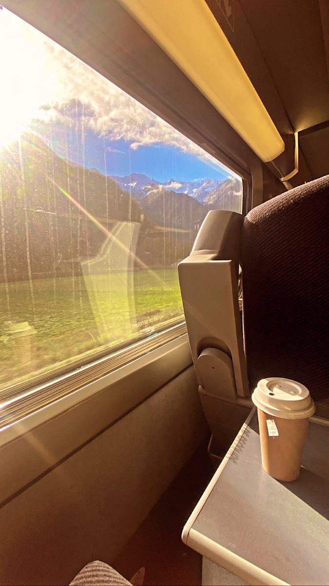 CamilleGares's tweet photo. Milan > Paris ⏳
@TGVINOUI #tgv https://t.co/JaV42JmWzr